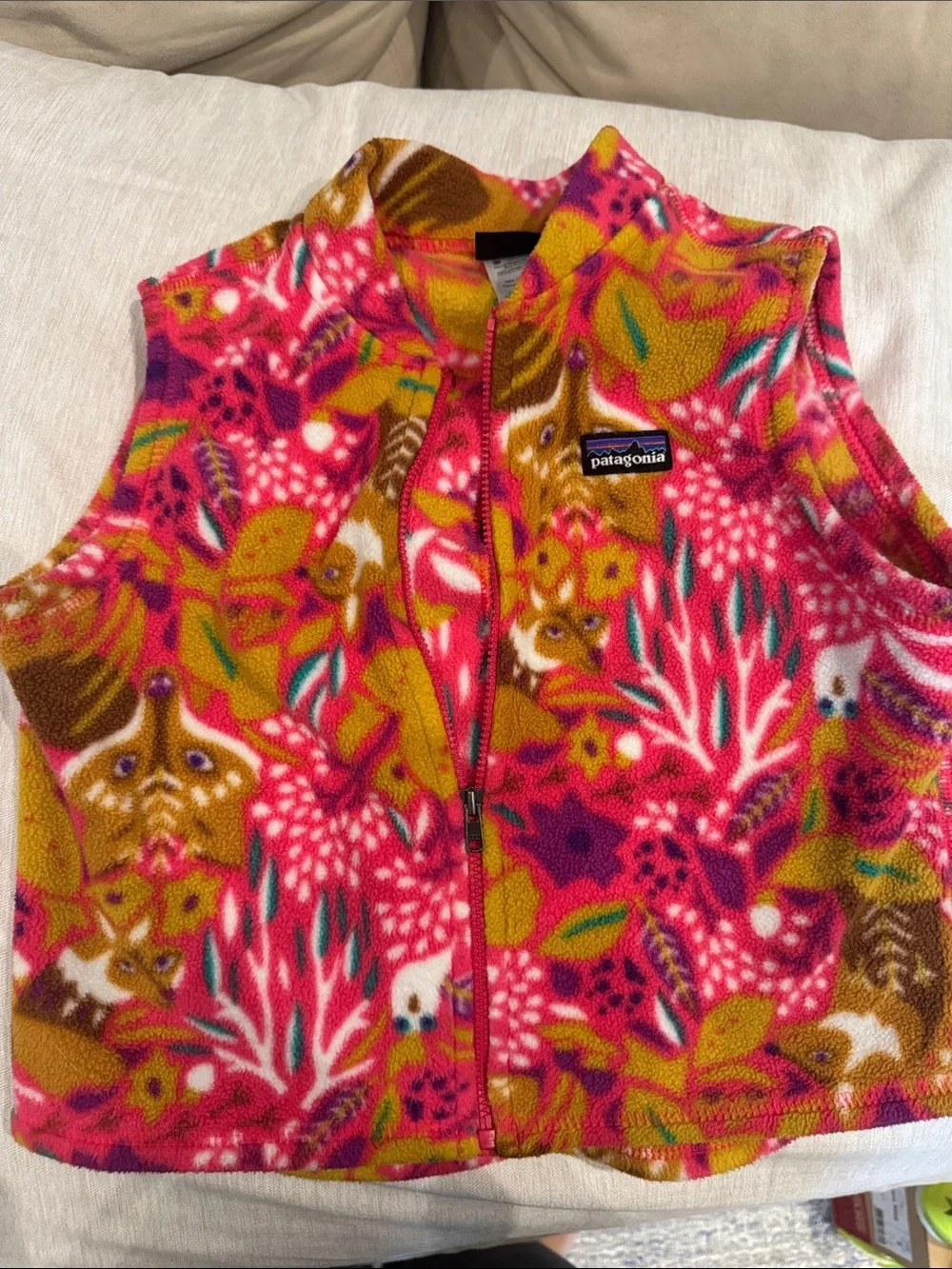 Patagonia girls vest size 3T